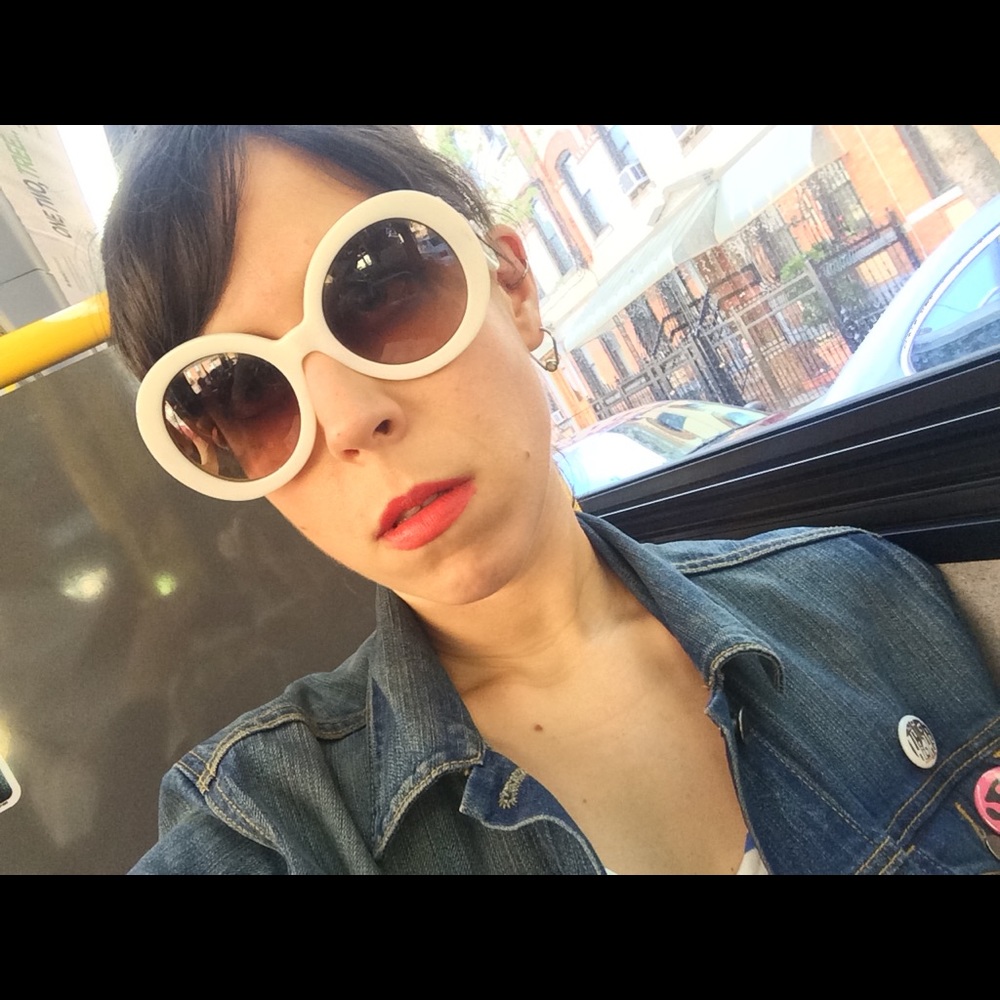 Meet your Posher, Christina